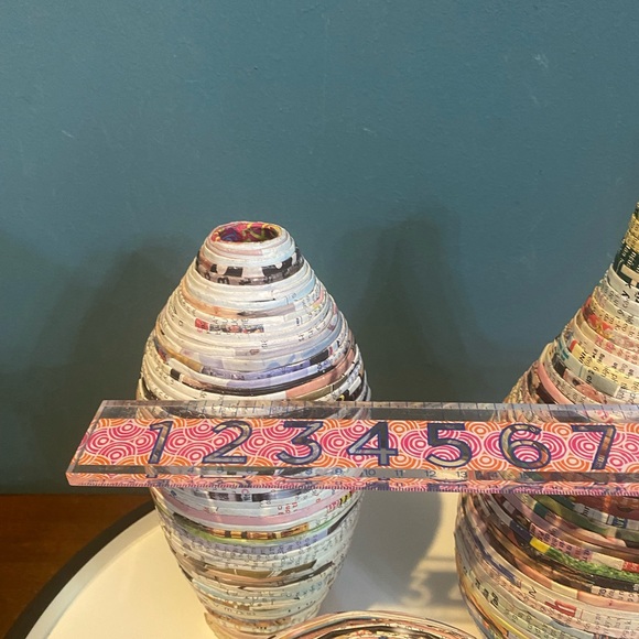 Set Of 3 RECYCLED PAPER TRAMP ART DECORATIVE VASES ORIGAMI NEWSPAPER MAGAZINE - Picture 6 of 10